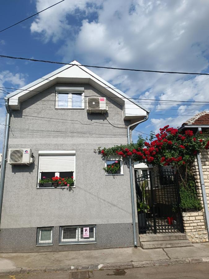 Fortress Apartments Ниш Экстерьер фото